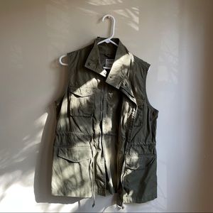 Old Navy utility vest